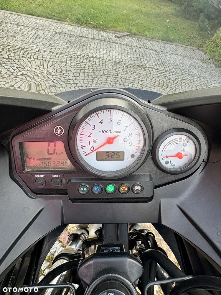 Yamaha TDM - 8