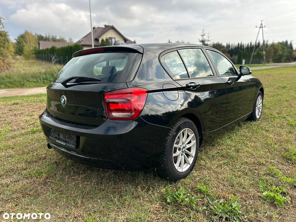 BMW Seria 1 116i - 4