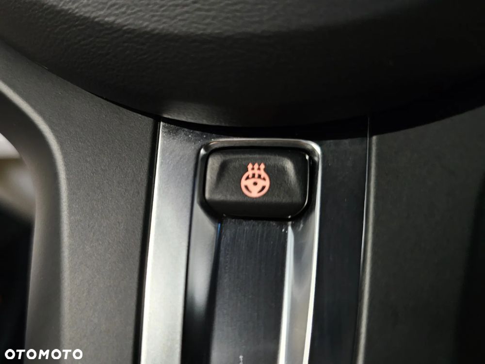 BMW Seria 3 320i M Sport sport - 24