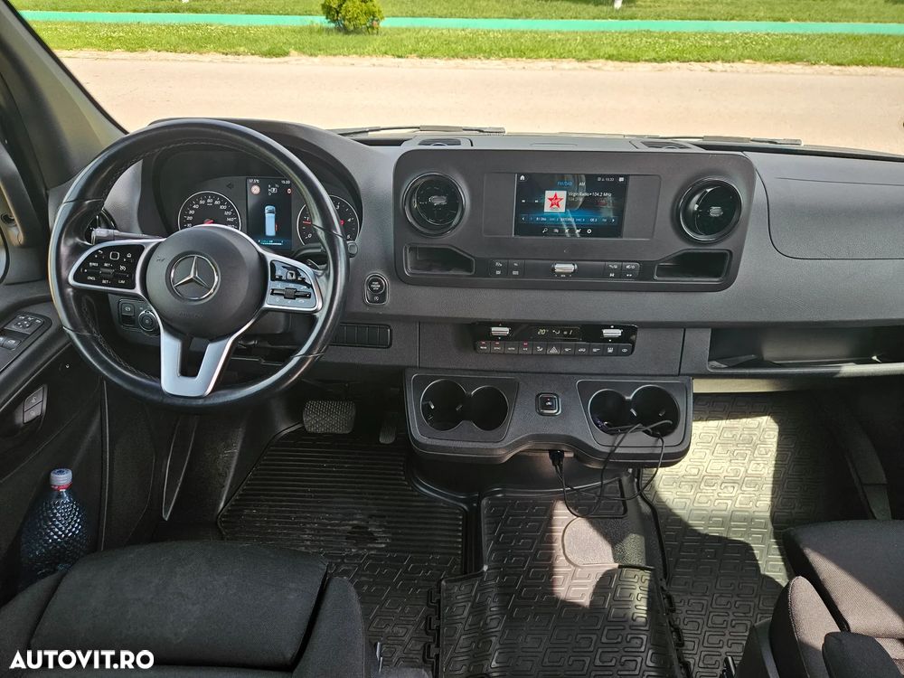 Mercedes-Benz Sprinter - 8