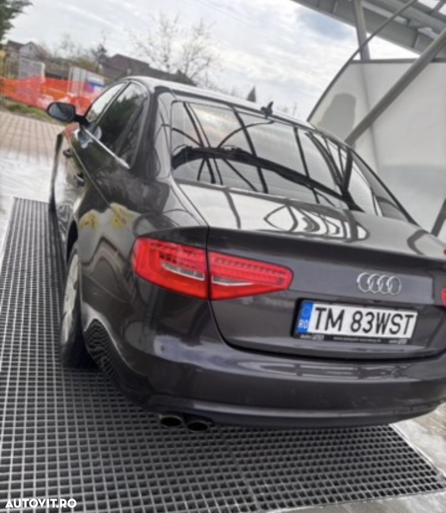 Audi A4 Limuzina 2.0 TDI quattro Stronic - 4
