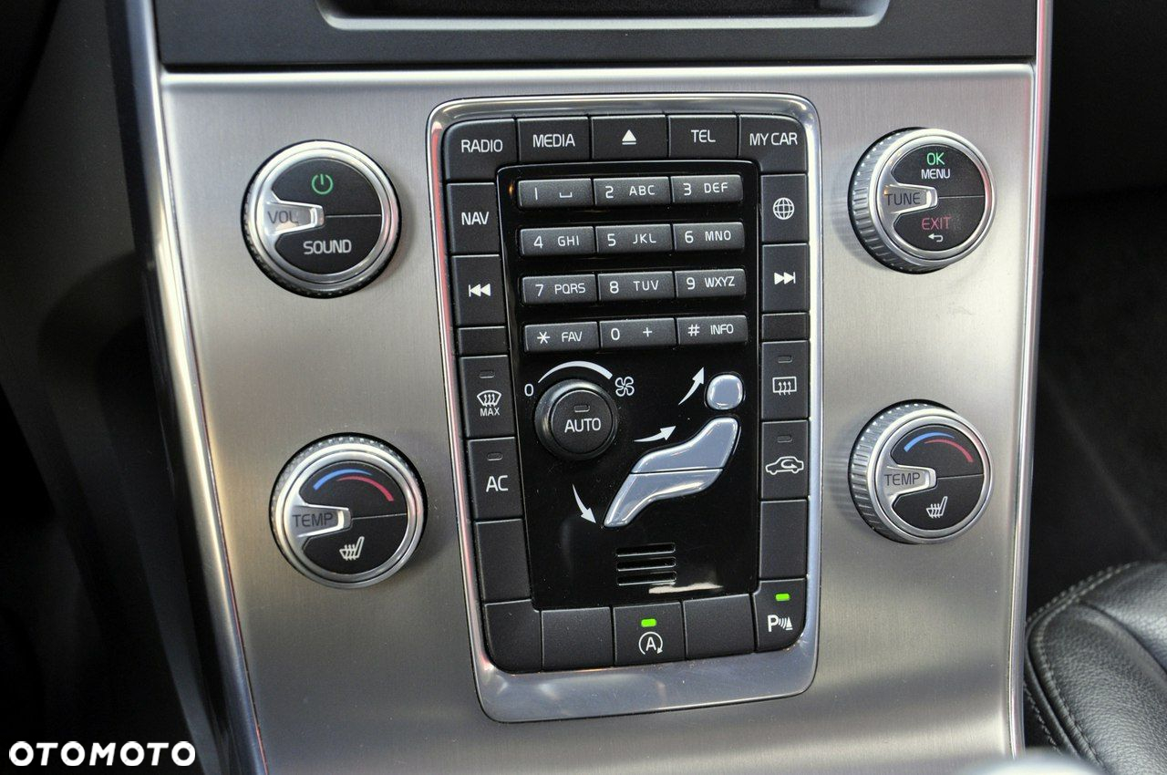 Volvo V60 D4 Drive-E Momentum - 7