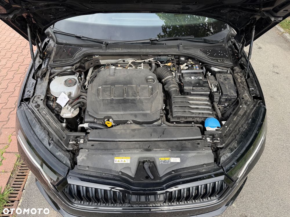 Skoda Octavia 2.0 TDI DSG Sportline - 19
