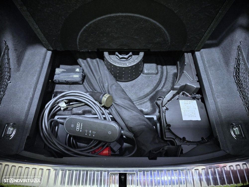 Audi e-tron 55 quattro S line - 34