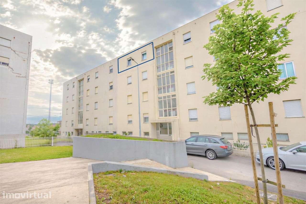 Apartamento T2 Renovado em Cruz de Pau, Matosinhos - Grande imagem: 5/25