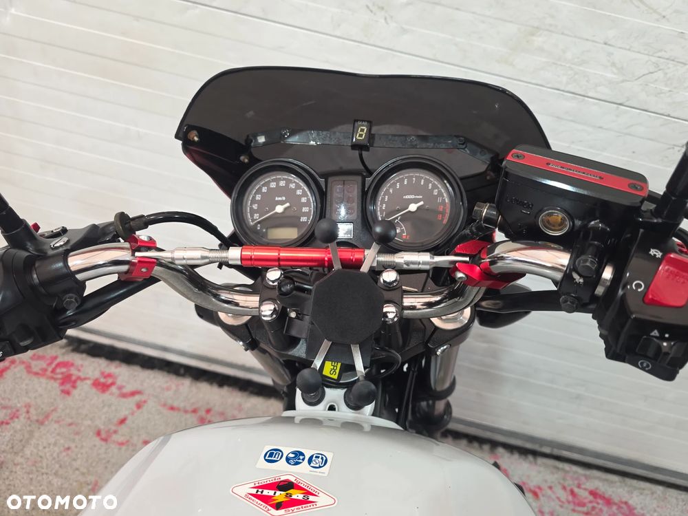 Honda CBF - 23