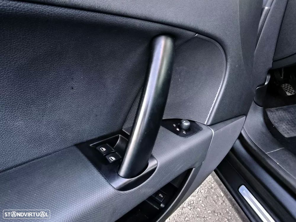 Audi TT Coupé 2.0 TDI quattro - 15