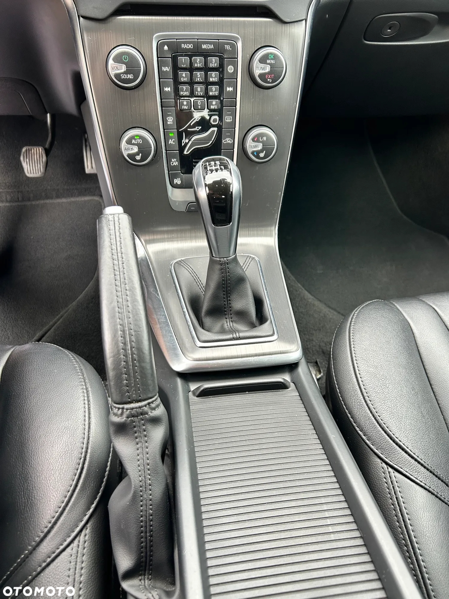 Volvo V40 D2 Drive-E Summum - 17