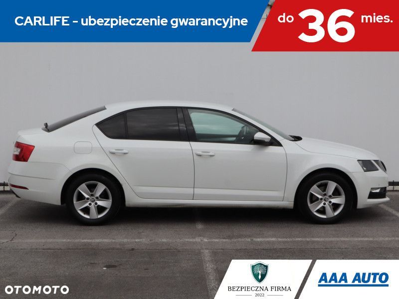 Skoda Octavia - 8