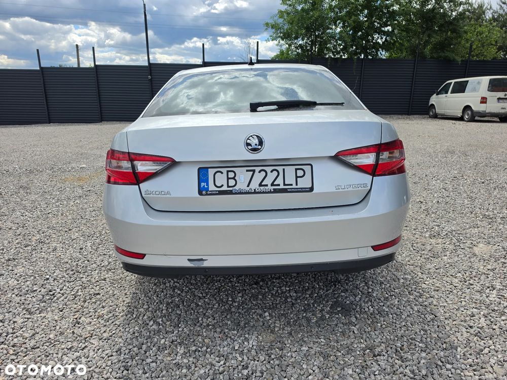 Skoda Superb 1.4 TSI ACT Active - 4