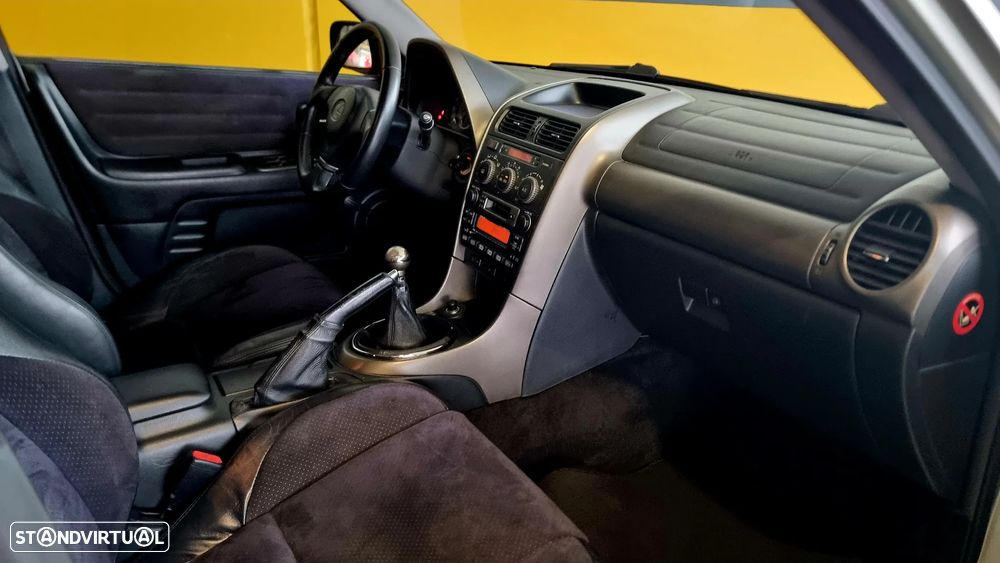 Lexus IS 200 Standard - 11