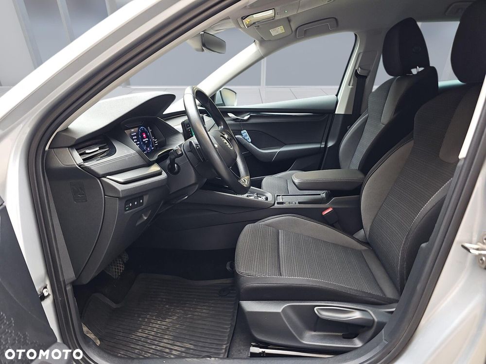 Skoda Octavia 2.0 TDI Ambition DSG - 9