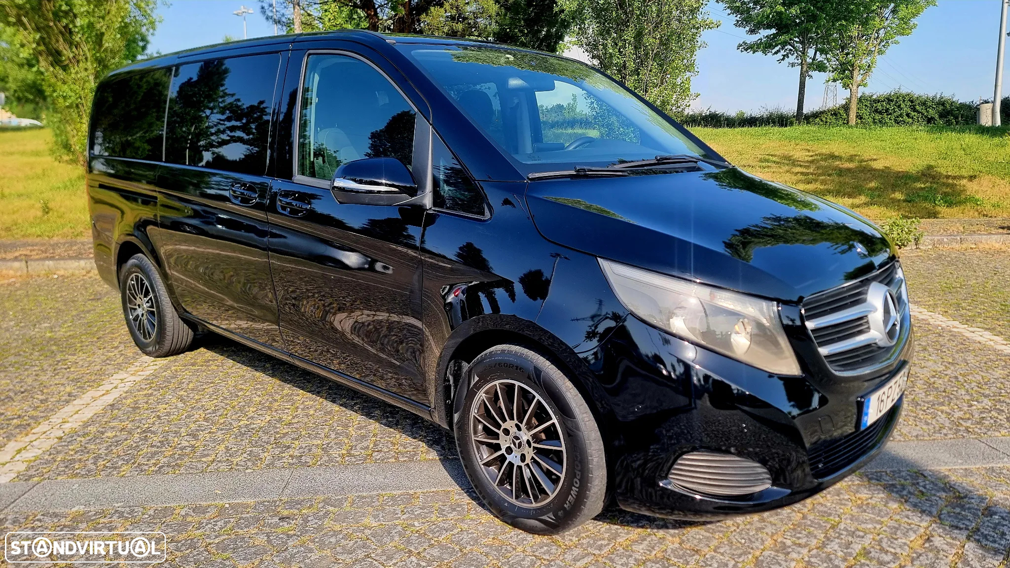 Mercedes-Benz V 220 - 2
