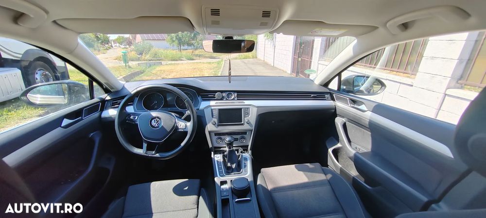 Volkswagen Passat 2.0 TDI (BlueMotion Technology) Comfortline - 4