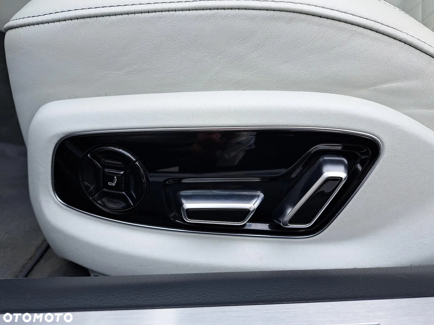 Audi A8 L 55 TFSI quattro tiptronic - 20
