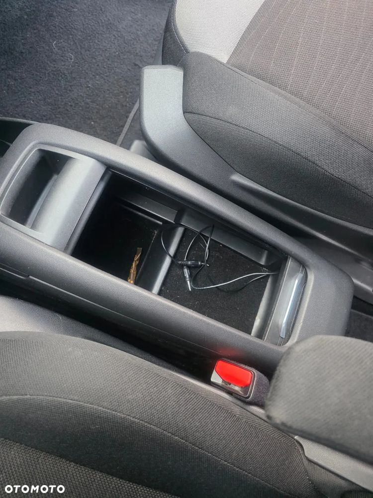 Citroën C4 Picasso BlueHDi 120 EAT6 Selection - 23
