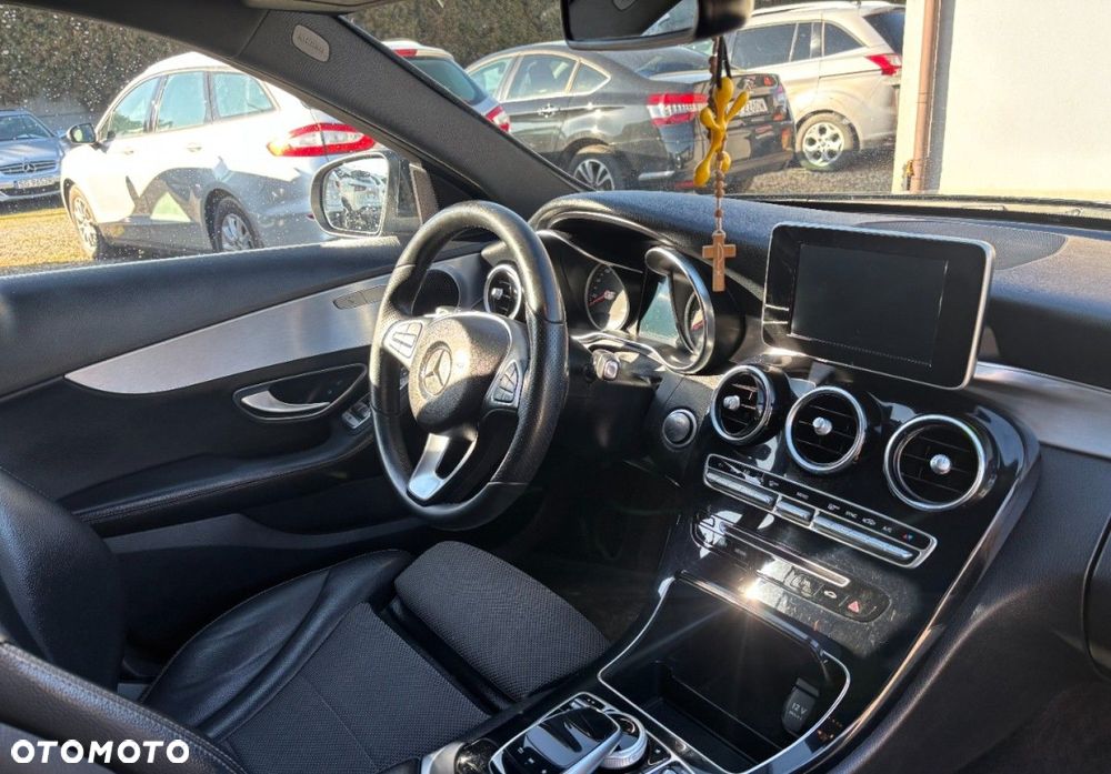 Mercedes-Benz Klasa C - 12