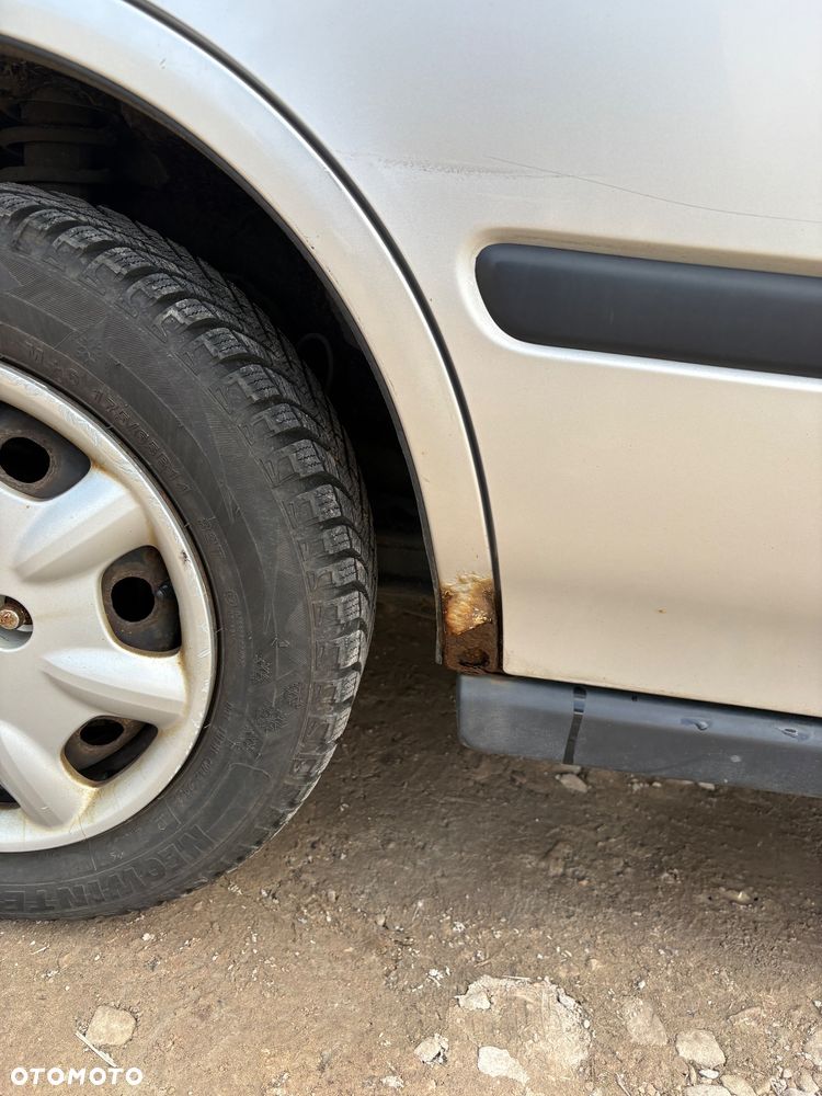 Honda Civic 1.4i S - 19