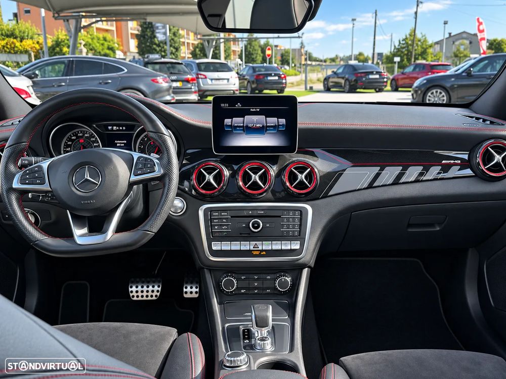 Mercedes-Benz CLA 45 AMG 4Matic Speedshift 7G-DCT Night Edition - 15