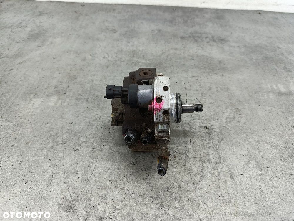 POMPA WTRYSKOWA KIA SORENTO I 33100-4A000 0445010052  BOSCH 2.5 CRDI - 2