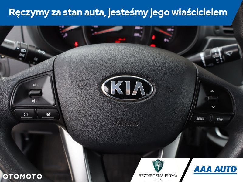 Kia Rio - 17