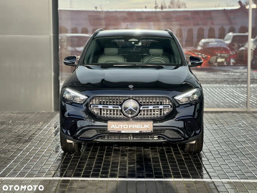 Mercedes-Benz GLA 200 Progressive - 5