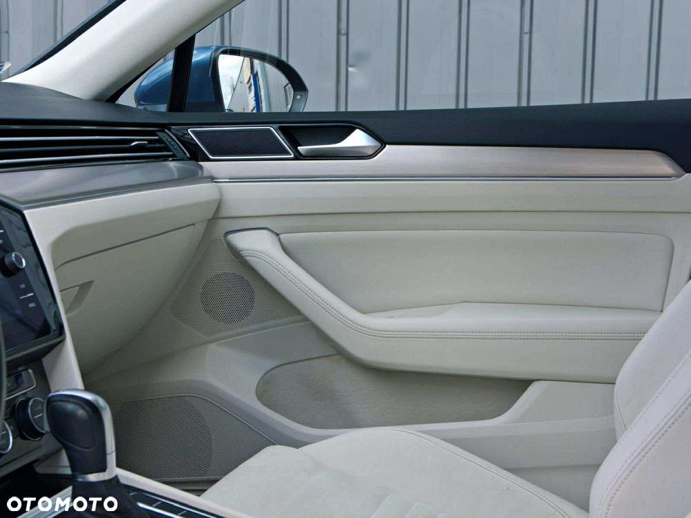 Volkswagen Passat 2.0 TDI BMT Highline DSG - 10