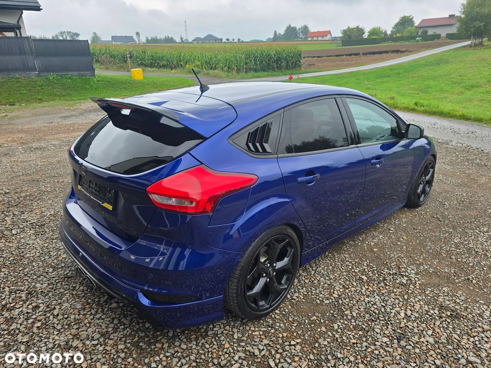 Ford Focus 2.0 EcoBoost ST mit Leder-Sport-Paket - 8
