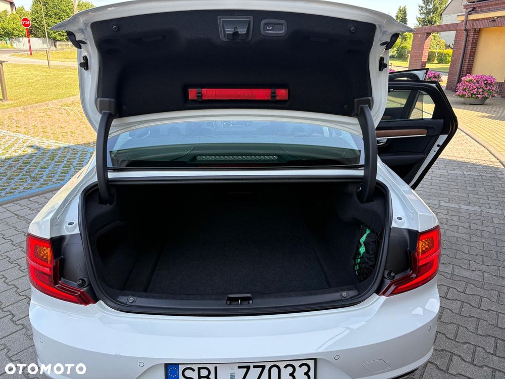 Volvo S90 D4 Inscription - 28