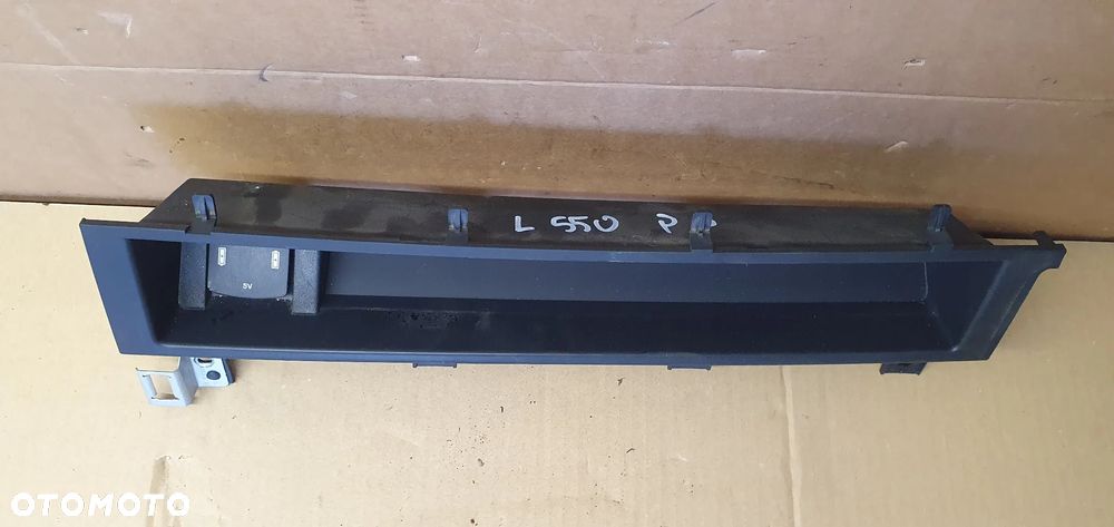 Schowek półka deski konsoli USB Land Rover Discovery Sport L550 FK72-19010-BA - 2