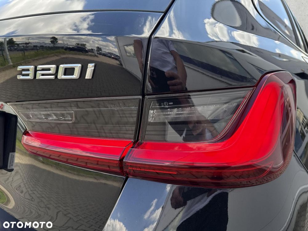 BMW Seria 3 - 26