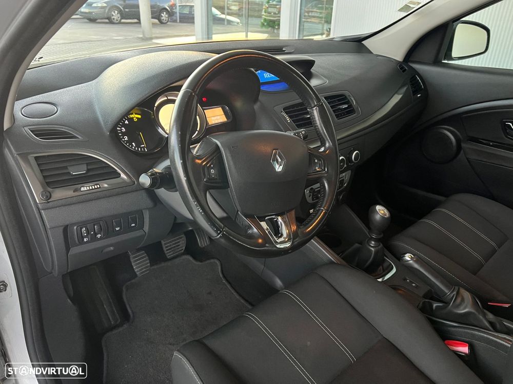 Renault Mégane 1.5 dCi Limited - 10
