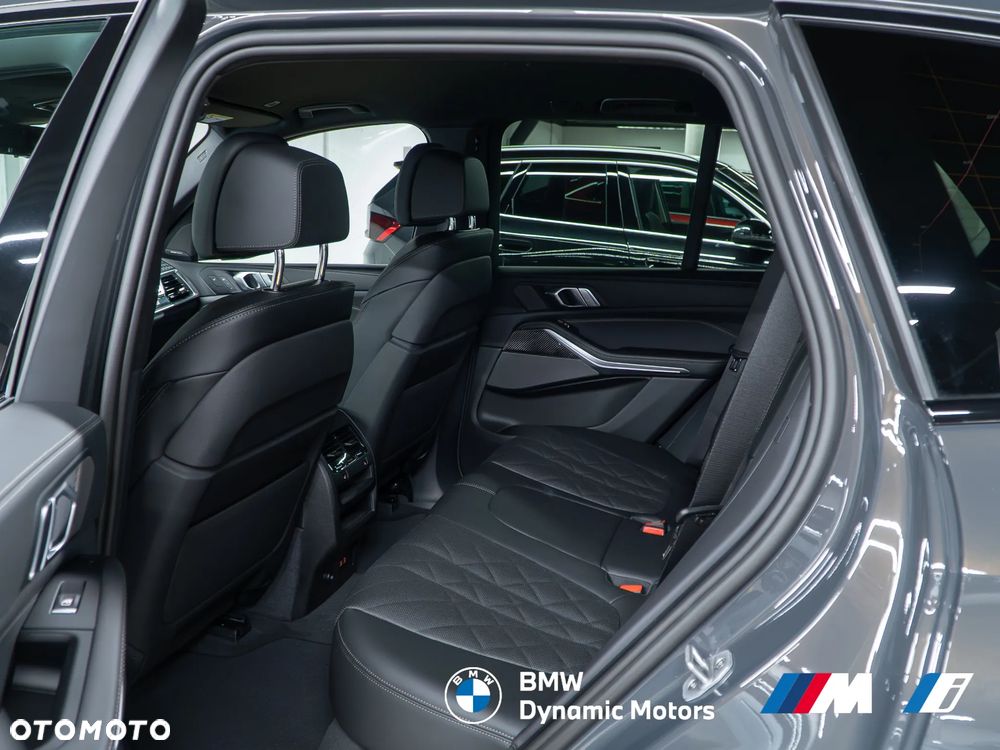 BMW X5 xDrive40i - 25
