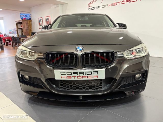 BMW 320 d Sport-Aut. Efficient Dynamics Edition Blue Per Sport Line - 4