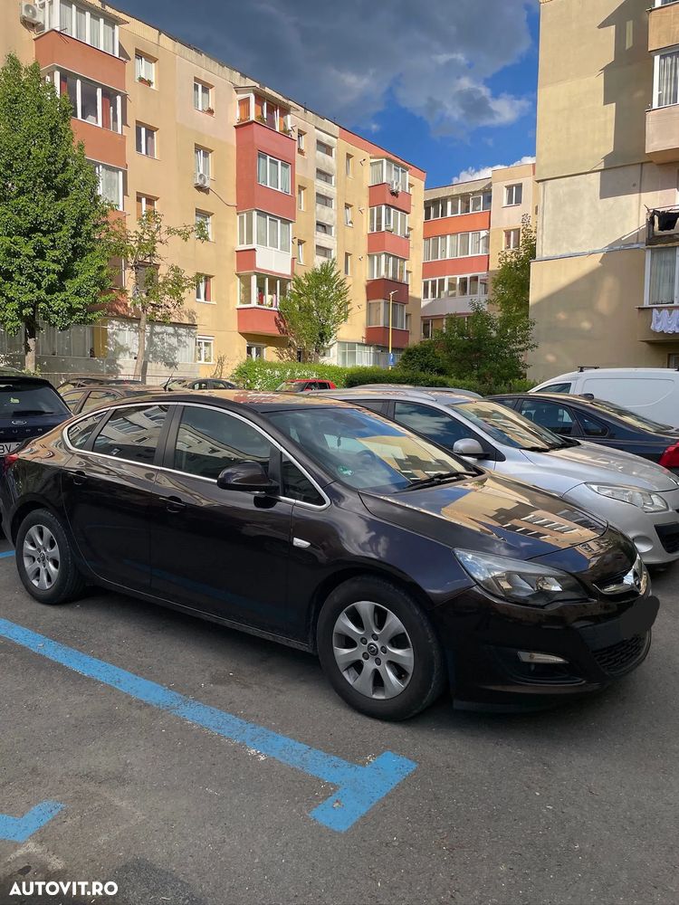 Opel Astra 1.7 CDTI ECOTEC Start/Stop Active - 4