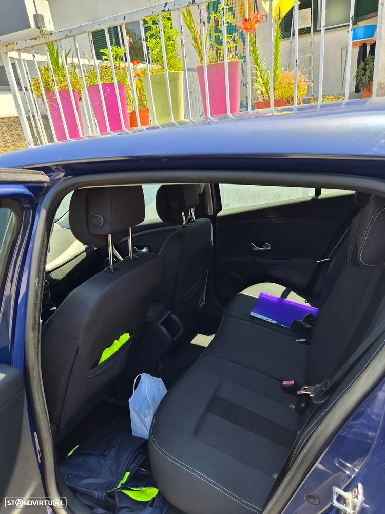 Renault Mégane 1.5 dCi Confort - 5