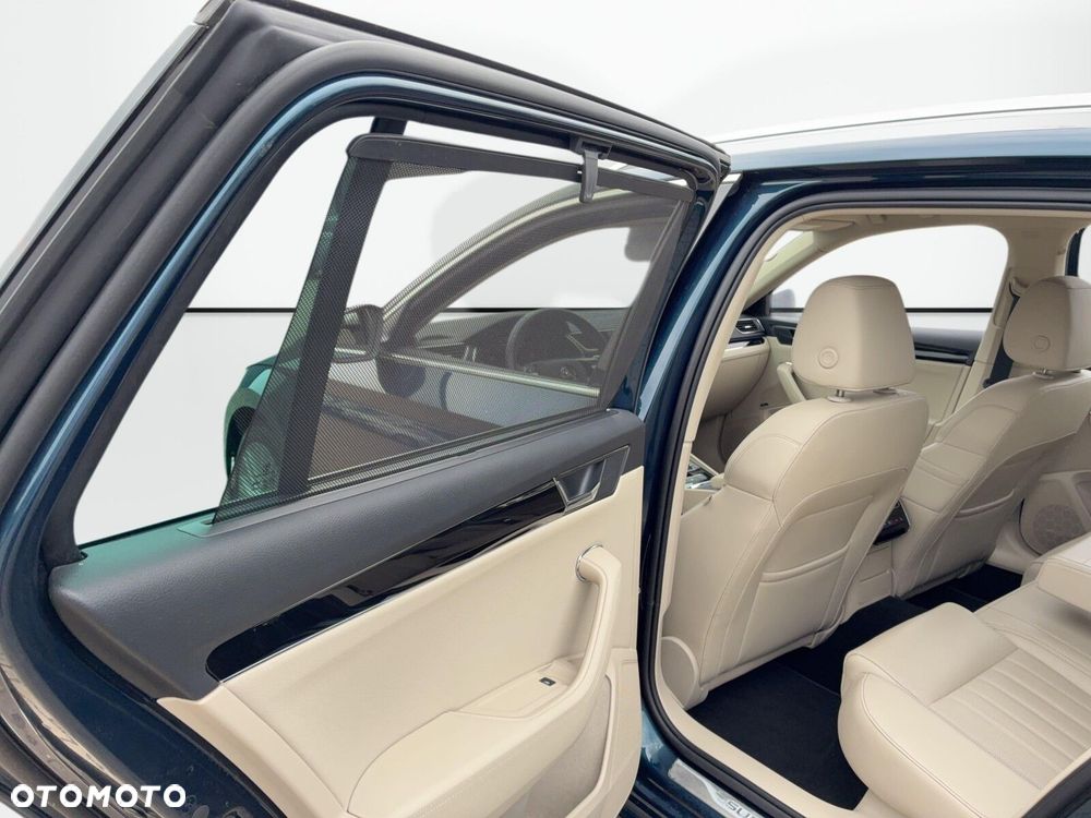 Skoda Superb 2.0 TDI SCR L&K DSG - 12