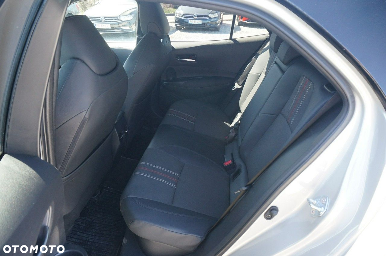 Toyota Corolla - 25