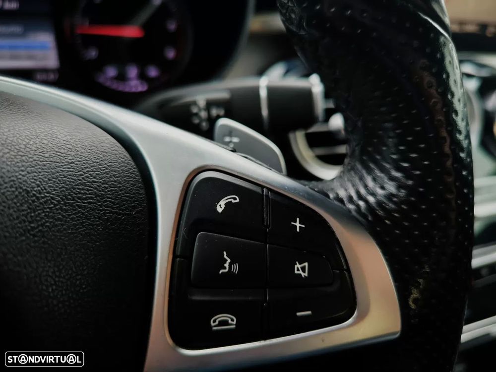 Mercedes-Benz GLC 250 d 4Matic 9G-TRONIC AMG Line - 34