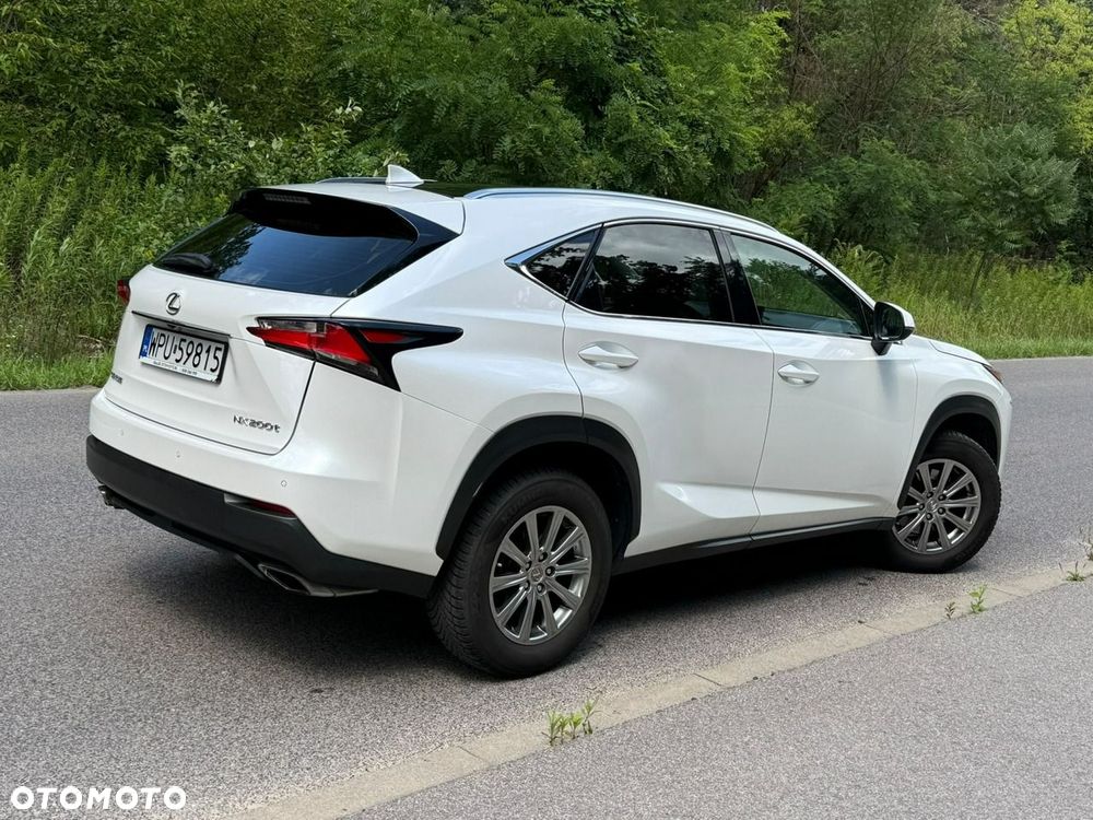 Lexus NX 200t AWD Business Edition - 9