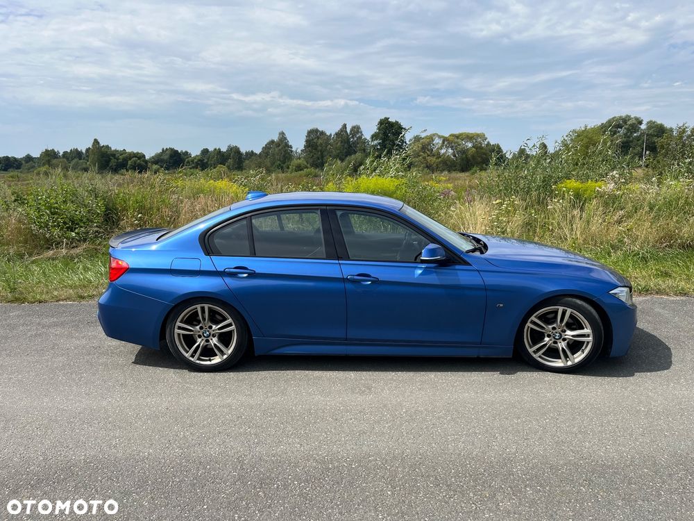 BMW Seria 3 320i M Sport - 6