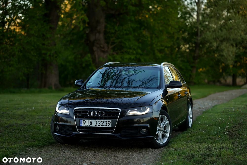 Audi A4 Avant 2.0 TDI DPF Attraction - 1