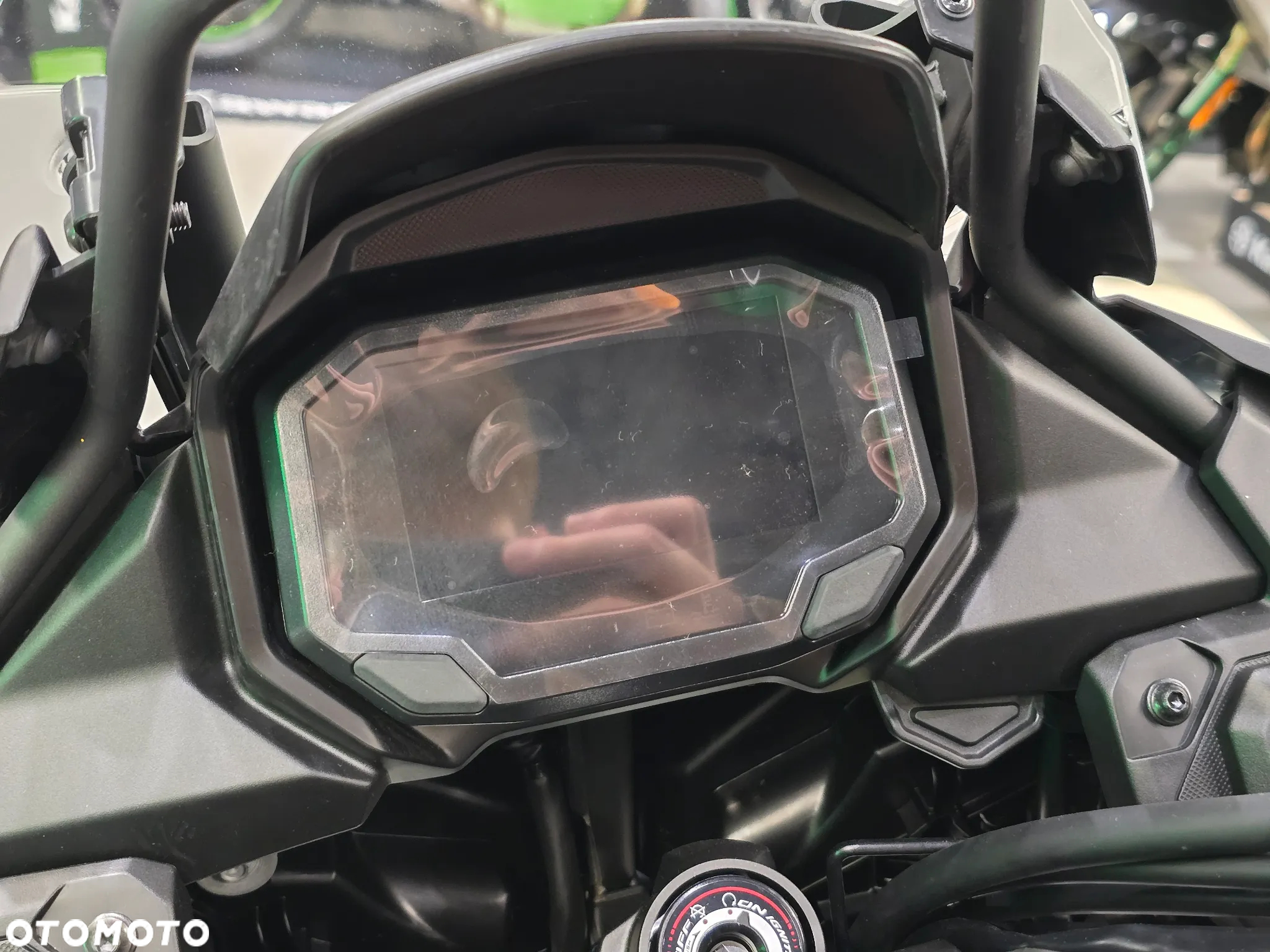 Kawasaki Versys 650 - 12