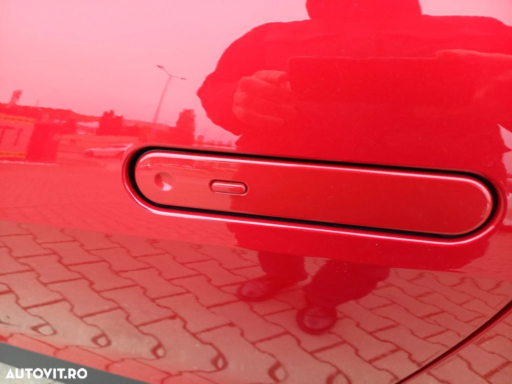 Toyota C-HR 2.0 PHEV 223 CP 4x2 CVT Exclusive - 13