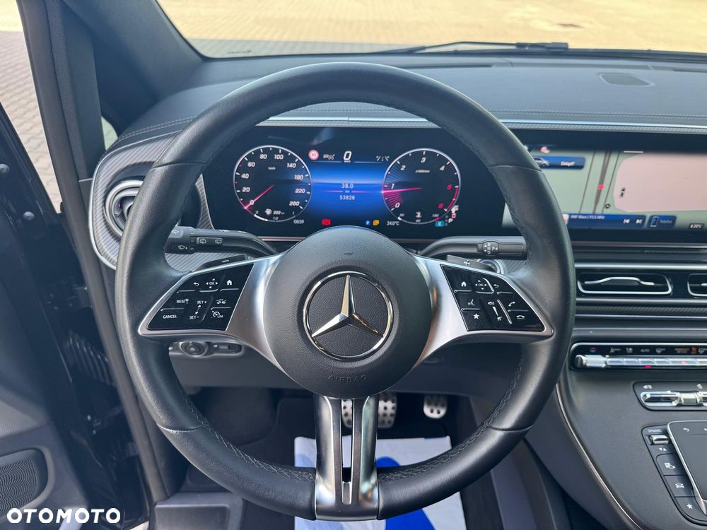 Mercedes-Benz Klasa V 300 d 4-Matic Avantgarde 9G-Tronic (d³ugi) - 17