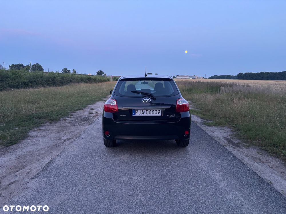 Toyota Auris 1.6 Valvematic Edition - 6