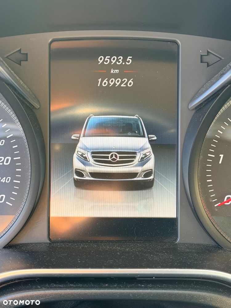Mercedes-Benz Klasa V 250 (BlueTEC) d Avantgarde 7G-Tronic (d³ugi) - 16