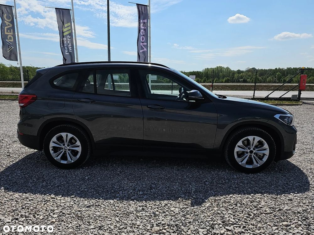 BMW X1 xDrive25e Advantage - 4