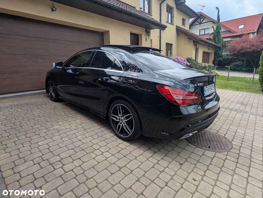 Mercedes-Benz CLA 250 4Matic 7G-DCT Sport - 7