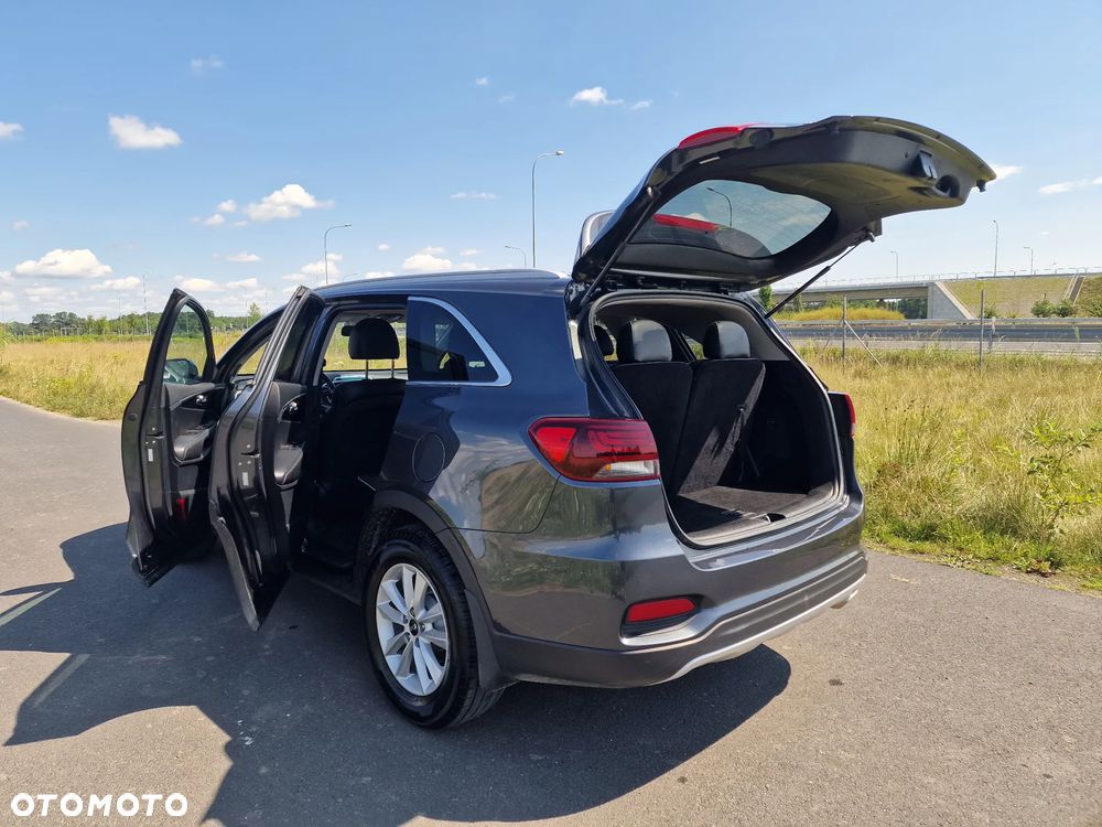 Kia Sorento - 34